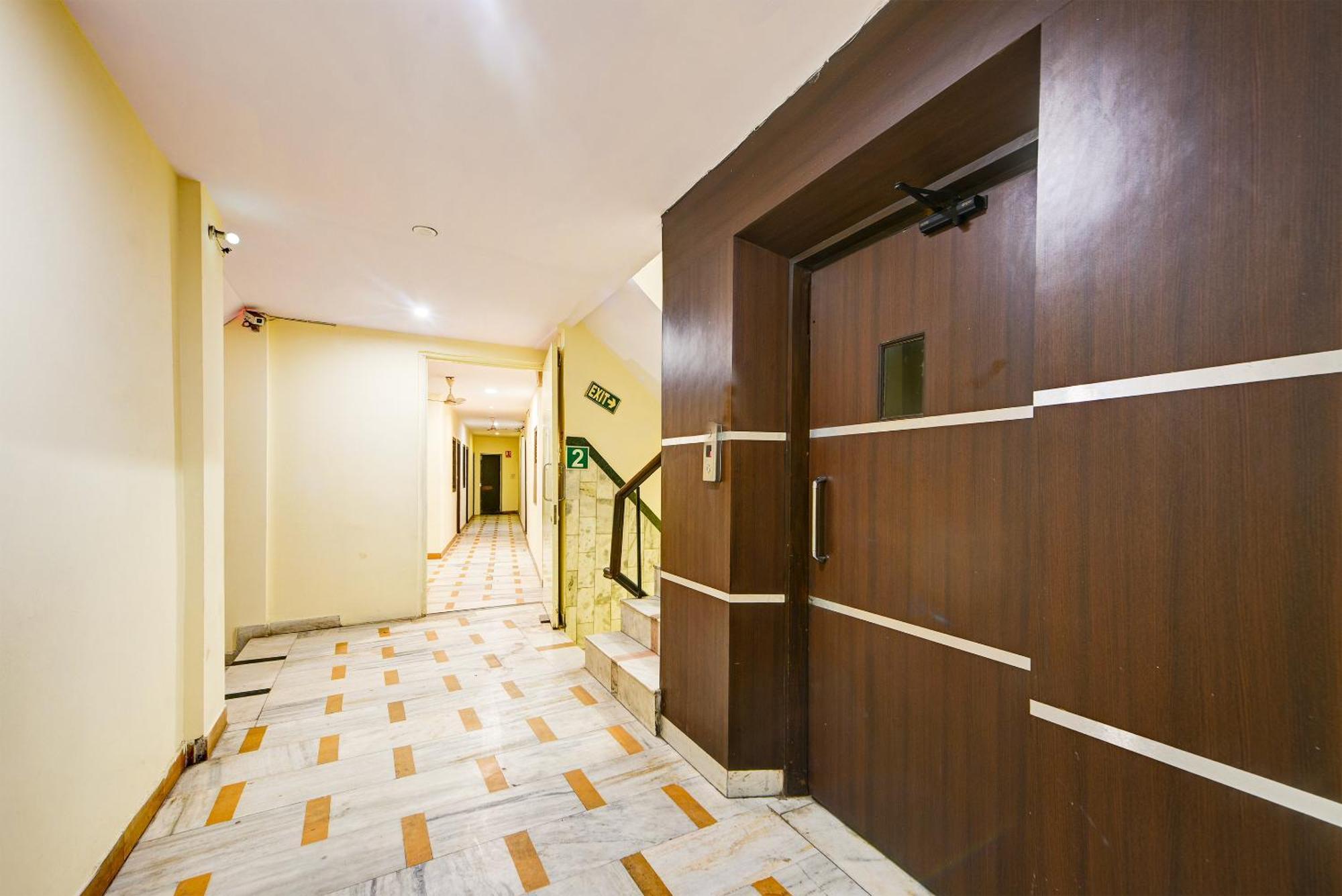 Hotel Vivek Deluxe In Centre - Near Railway Station New Delhi